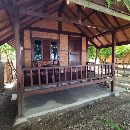 Maryan Moyo Bungalows & Resto Moyo Island 외부 사진